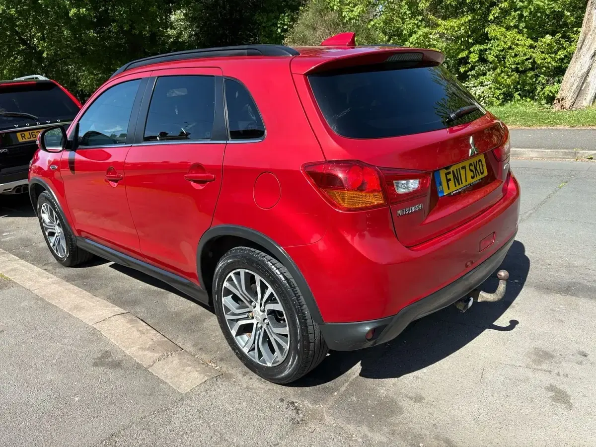Used Mitsubishi ASX 150 HP (110 kW) 2017 Red SUV