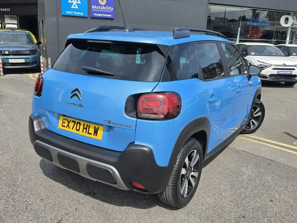Used Citroën C3 Aircross Feel 108 HP (79 kW) 2020 Blue SUV
