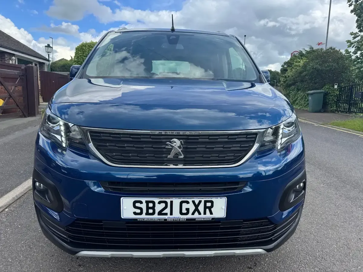 Used Peugeot Rifter Allure Premium 2021 Blue MPV