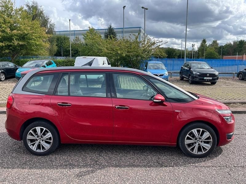 Used Citroën Grand C4 Picasso Exclusive 115 HP (84 kW) 2014 Red MPV