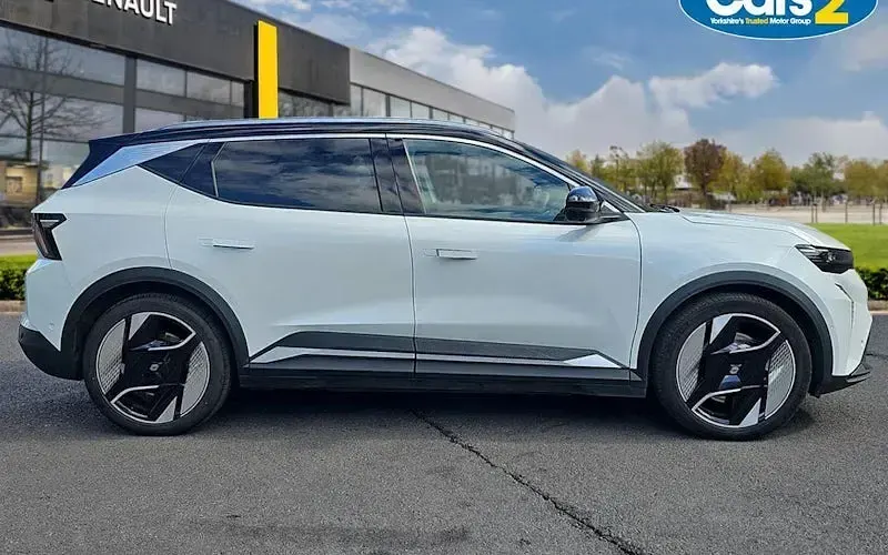 Used Renault Scenic E-Tech Iconic 160 kW (218 HP) 2024 SUV
