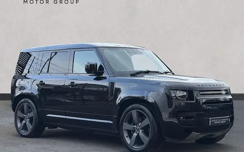 Usado Land Rover Defender 525 HP (386 kW) 2024 SUV