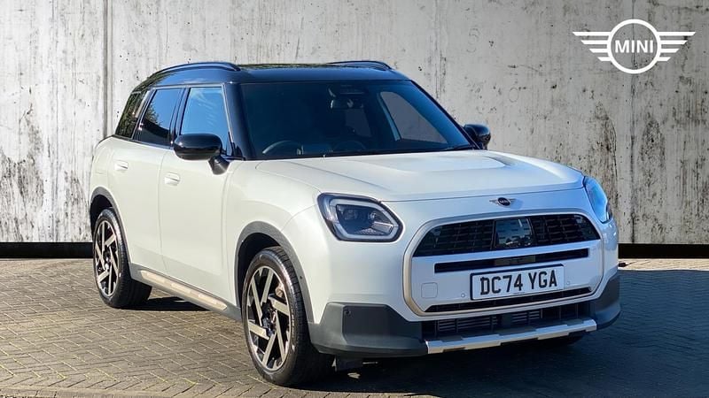 White Used 2025 Mini Countryman SUV | £34,999 (Fair price) - Image 1/4
