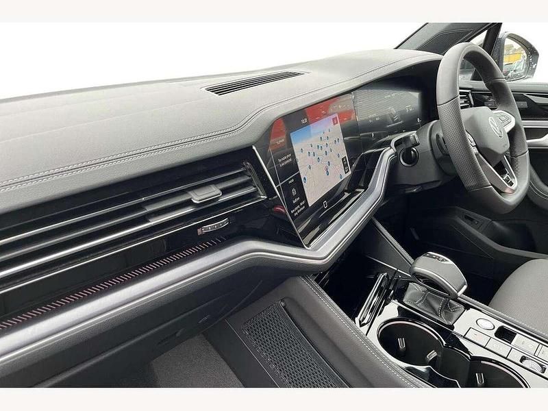 Used VW Touareg Black Edition 286 HP (210 kW) 2025 Silicon grey SUV