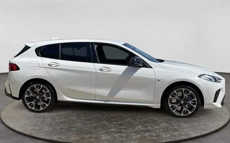 Used BMW M135 Comfort Edition 300 HP (220 kW) 2024 White Hatchback