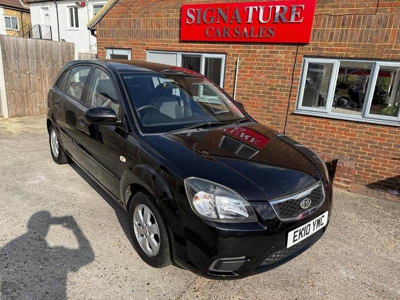 Midnight black Used 2010 Kia Rio Hatchback | £1,995 (A bit pricey) - Image 1/4
