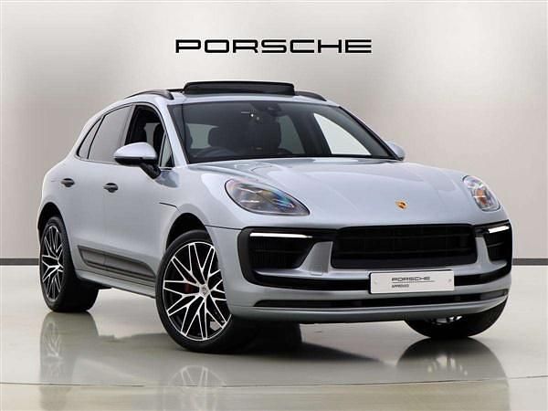 Silver Used 2022 Porsche Macan S SUV | £58,990 (A bit pricey) - Image 1/4