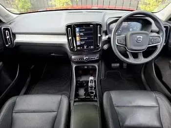 Used Volvo XC40 Inscription 163 HP (119 kW) 2021 Red SUV