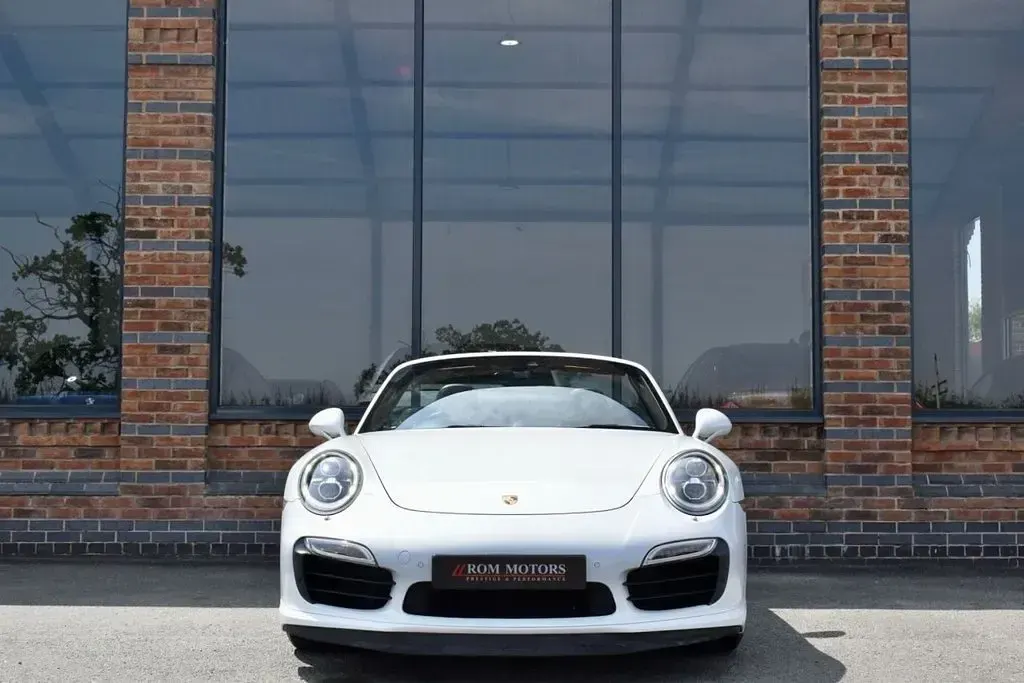 Used Porsche 911 Turbo S Cabriolet 560 HP (411 kW) 2015 White Cabriolet