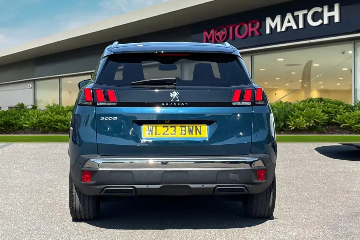 Used Peugeot 3008 Allure+ 131 HP (96 kW) 2023 Blue SUV