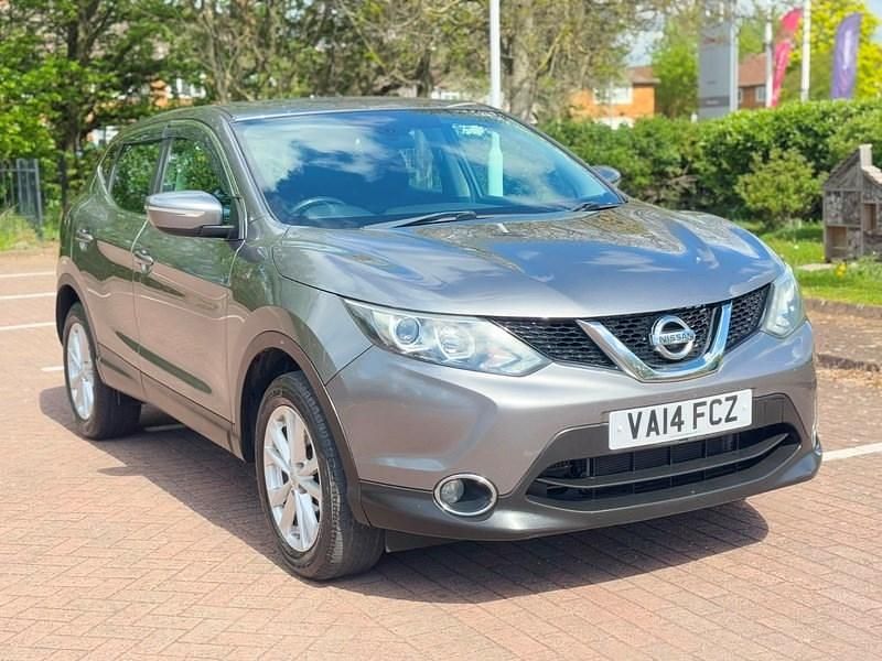 Used Nissan Qashqai Acenta 115 HP (84 kW) 2014 Grey SUV