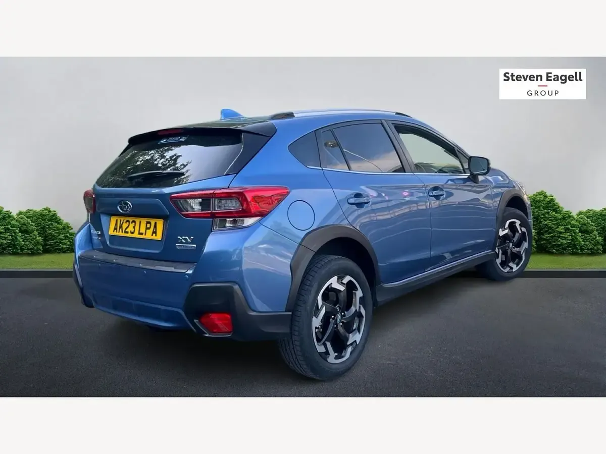 Begagnad Subaru XV Premium 150 HK (110 kW) 2023 Blå SUV
