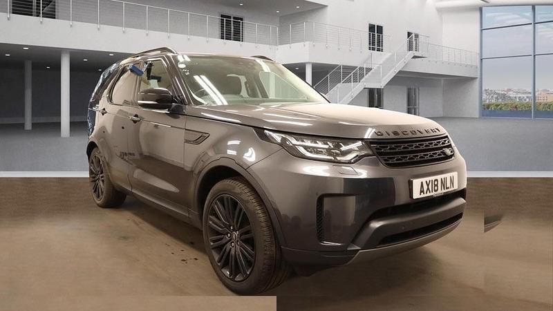 Grey Used 2018 Land Rover Discovery 5 SE SUV | £18,990 (Super price) - Image 1/4
