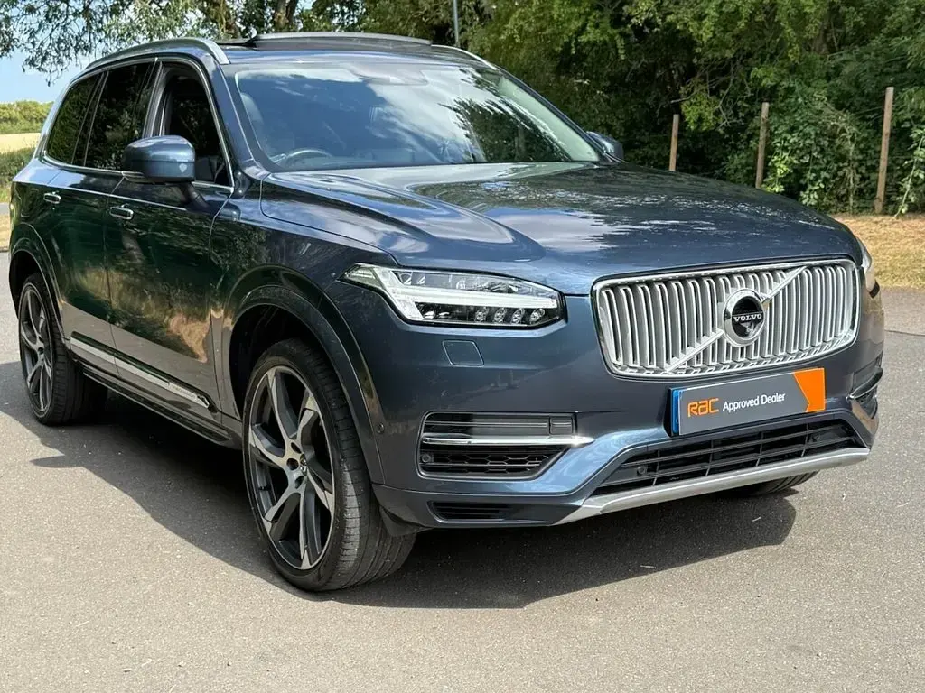 Used Volvo XC90 Inscription 2017 Blue SUV