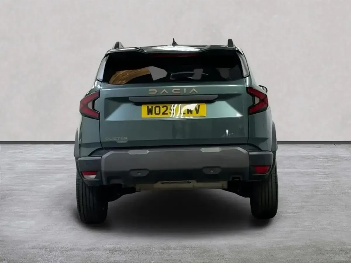 Second-hand Dacia Duster Extreme 140 CP (102 kW) 2025 Verde Hatchback