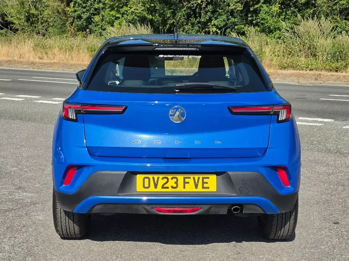 Used Vauxhall Mokka Design Edition 99 HP (72 kW) 2023 Blue SUV