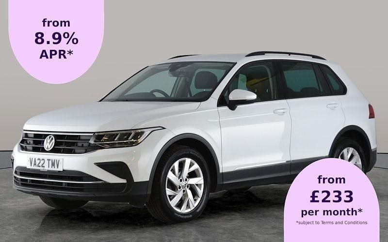 Used 2024 VW Tiguan Life SUV | £16,922 (Super price) - Image 1/2