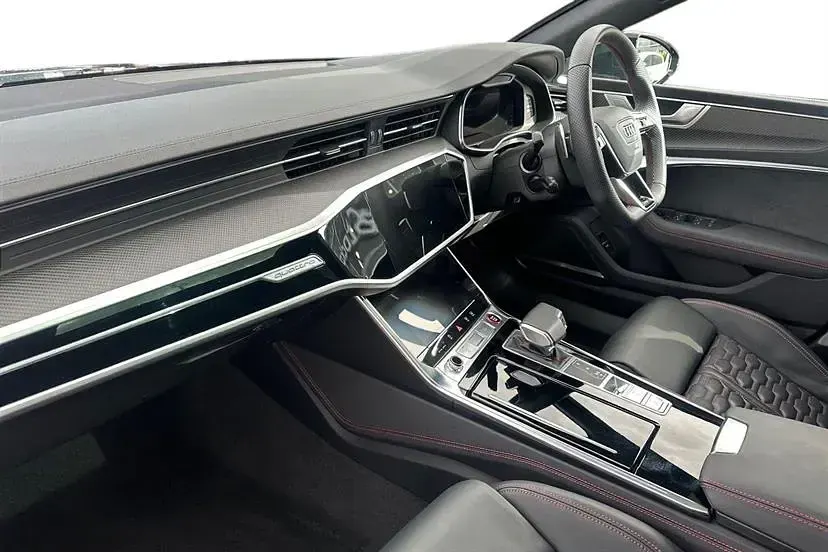Usado Audi RS7 Comfort 600 CV (441 kW) 2021 Negro Utilitario