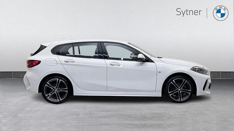 Used BMW 116 M Sport 114 HP (83 kW) 2022 White Hatchback