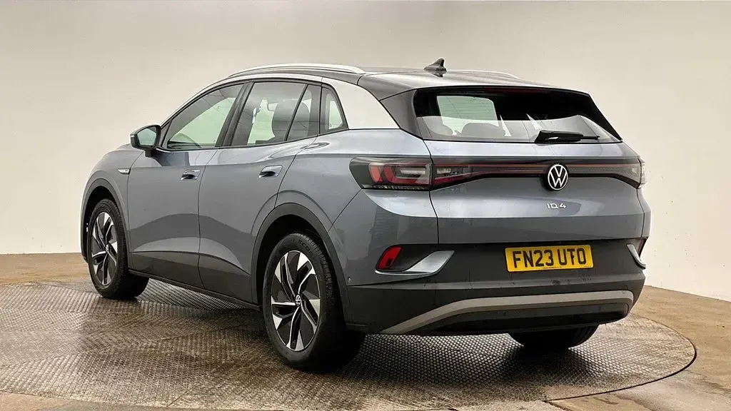 Usado VW ID.4 Pro 127 kW (174 HP) 2023 Azul SUV