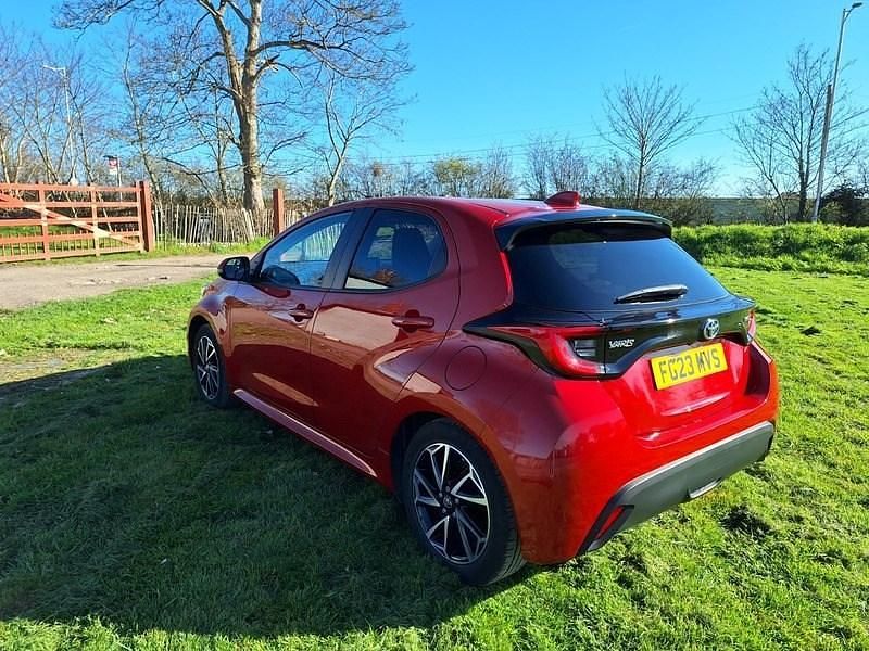 Used Toyota Yaris Hybrid Design 2023 Red Hatchback