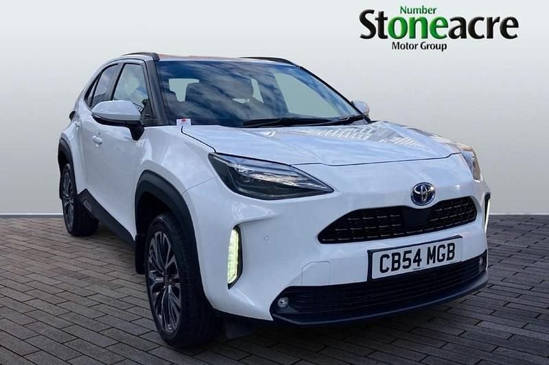 Used 2022 Toyota Yaris Hybrid SUV | £23,130 (A bit pricey) - Image 1/1