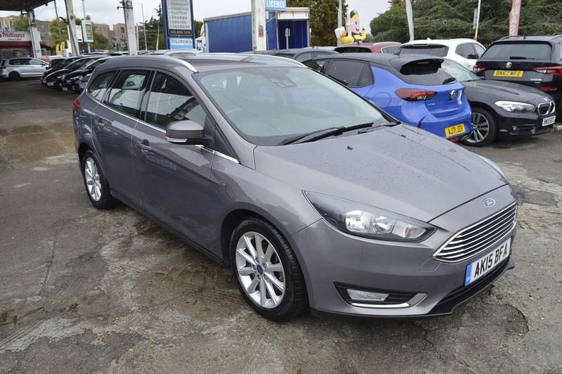 Grey Used 2015 Ford Focus Titanium Estate | £5,299 (Fair price) - Image 1/4