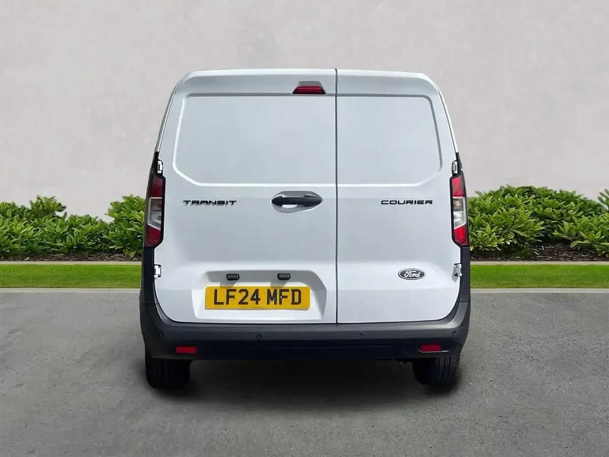 Used Ford Transit Courier 100 HP (73 kW) 2024 White Van
