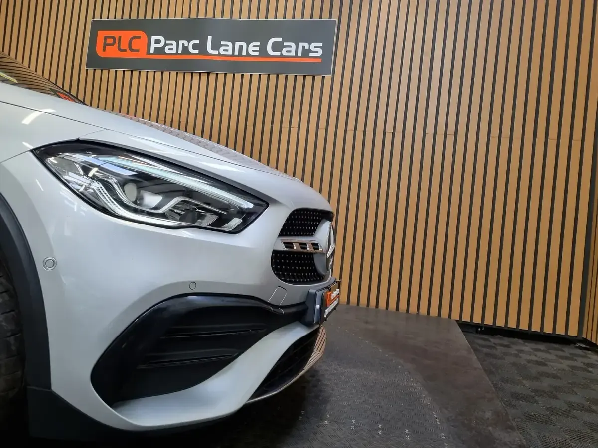 Used Mercedes GLA250 Exclusive 214 HP (157 kW) 2021 Silver SUV