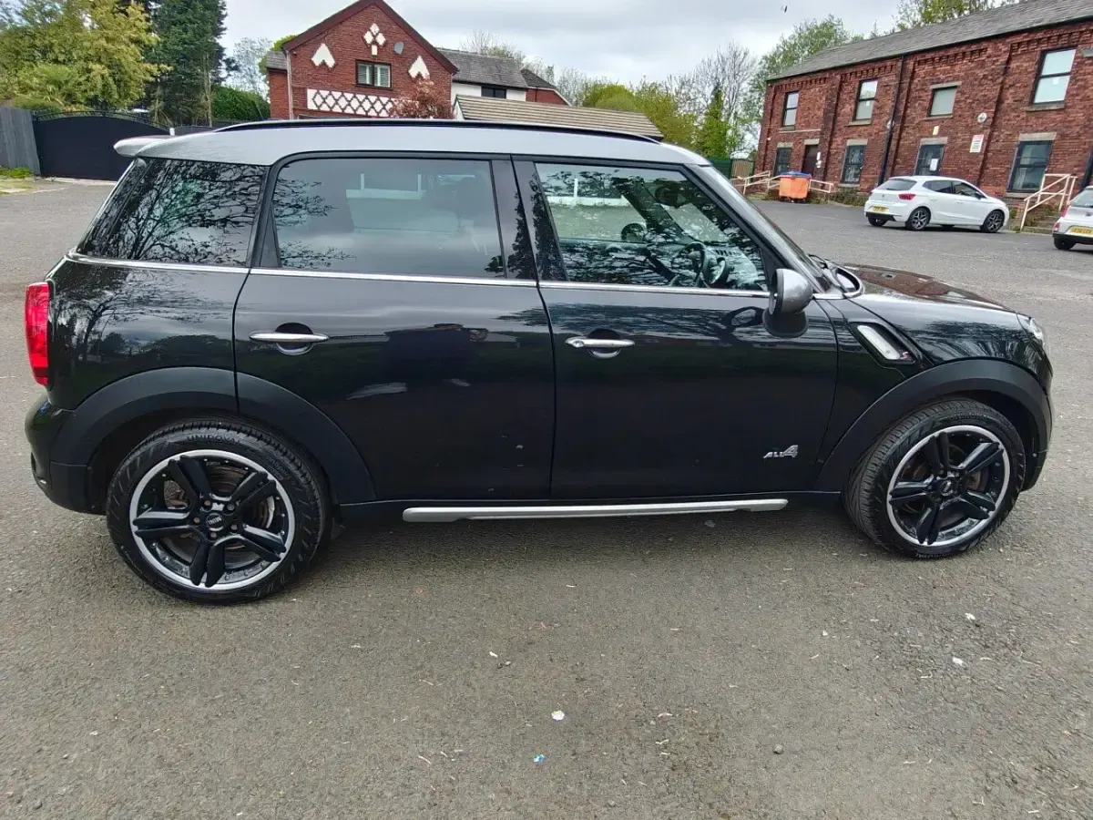 Used Mini Cooper S 2016 Black Hatchback
