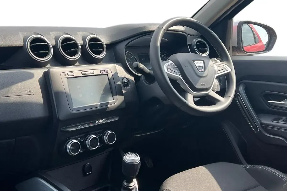 Used Dacia Duster Prestige 131 HP (96 kW) 2021 Red SUV
