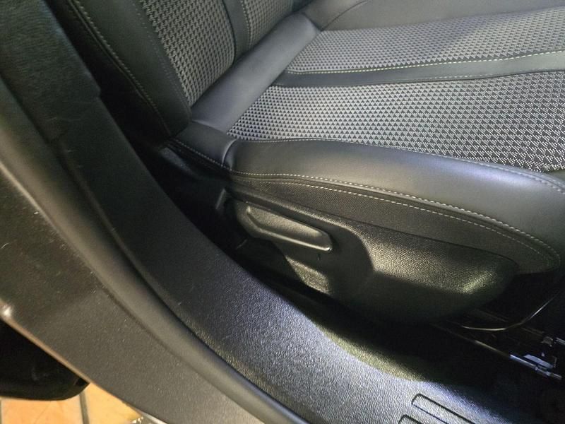 Used Peugeot 2008 GT-line 129 HP (94 kW) 2020 Grey SUV