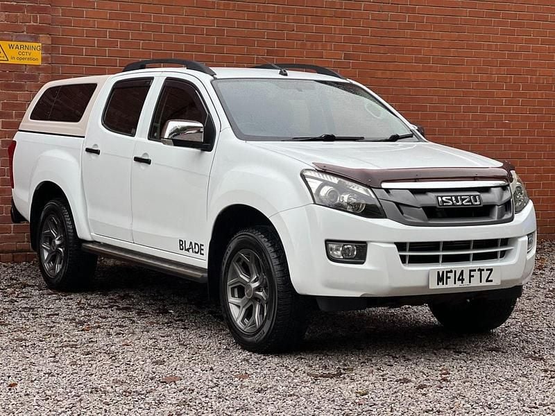 White Used 2014 Isuzu D-Max Pickup | £14,995 (Expensive) - Image 1/4