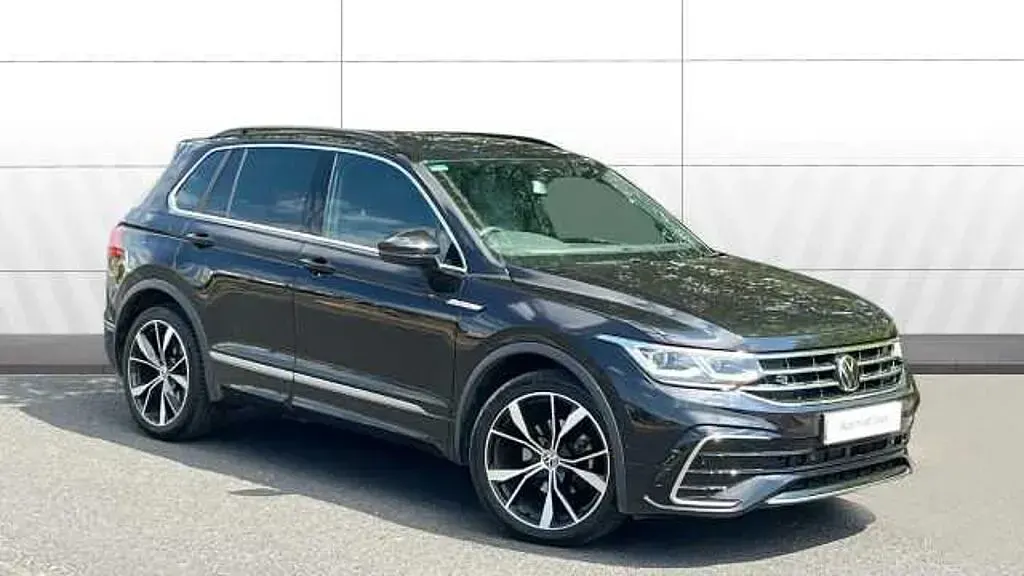 Used VW Tiguan R-line 150 HP (110 kW) 2023 SUV