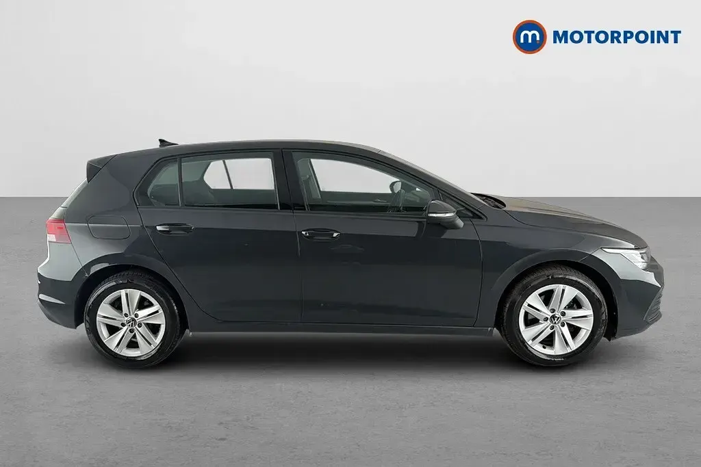 Used VW Golf VIII Life 150 HP (110 kW) 2022 Grey Hatchback