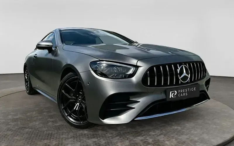 Used Mercedes E300 AMG Line Premium 258 HP (189 kW) 2021 Coupe