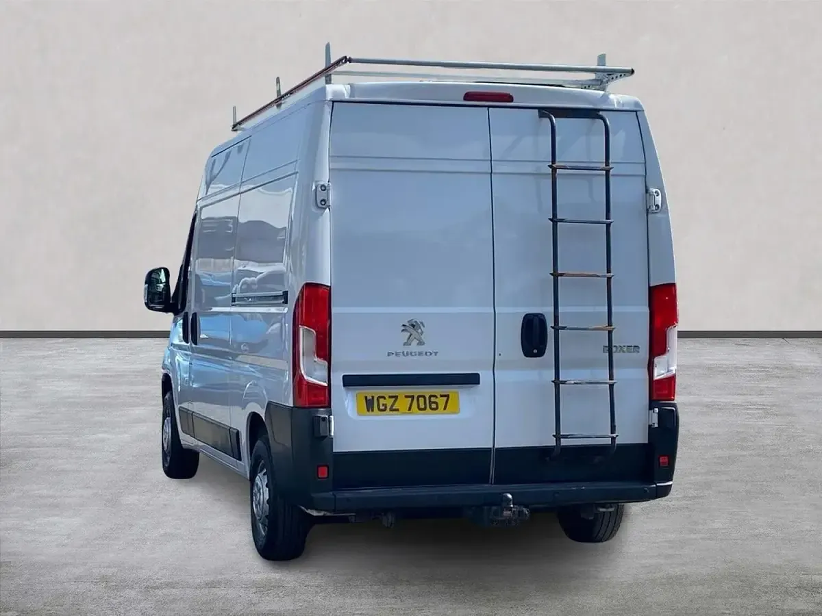 Used Peugeot Boxer S 2022 White Van