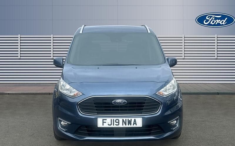 Used Ford Tourneo Titanium 120 HP (88 kW) 2021 Estate