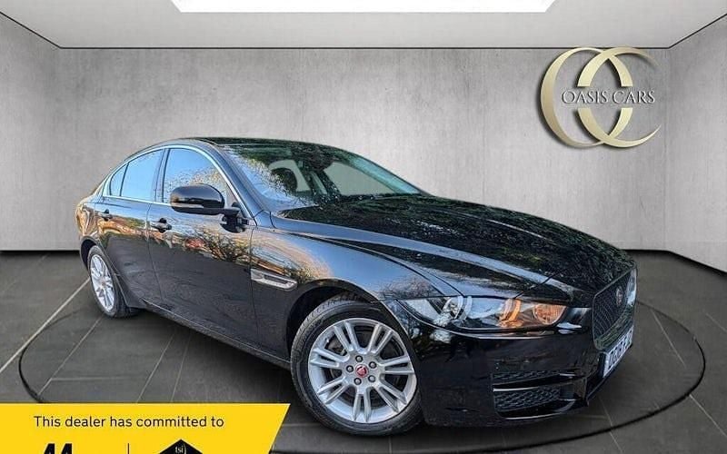 Used Jaguar XE Prestige 179 HP (131 kW) 2019 Sedan