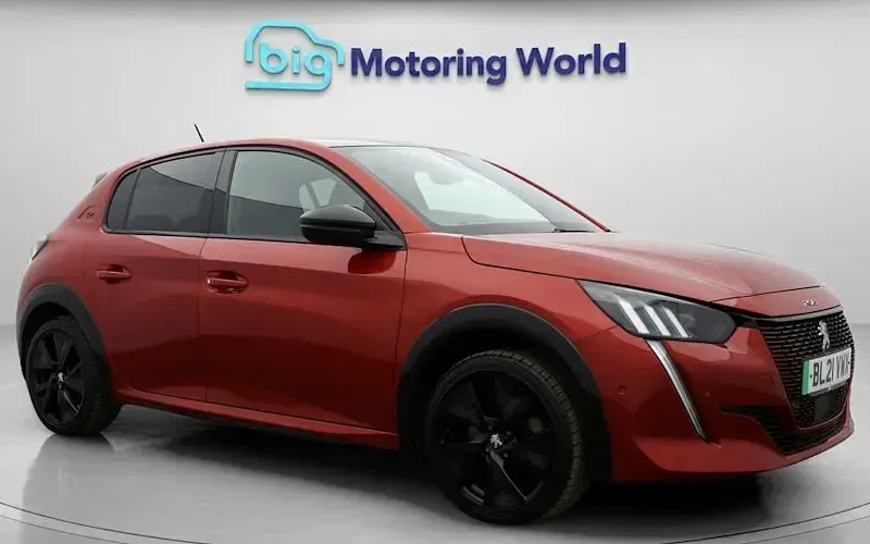 Used Peugeot e-208 GT 100 kW (136 HP) 2021 Hatchback