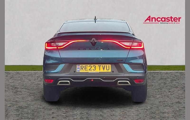 Used Renault Arkana Engineered 142 HP (104 kW) 2023 Blue SUV