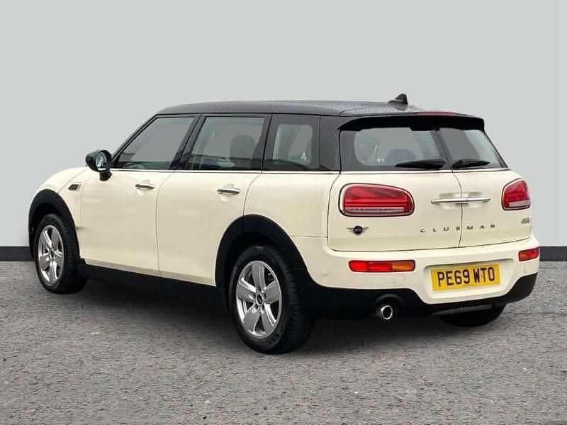 Used Mini Cooper Clubman Classic 136 HP (100 kW) 2019 White Estate
