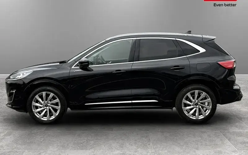 Used Ford Kuga Vignale 150 HP (110 kW) 2023 Black SUV