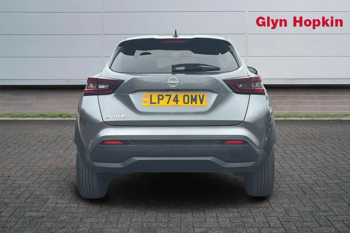 Used Nissan Juke N-Connecta 114 HP (83 kW) 2025 Grey SUV