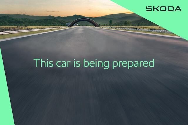 Emerald green metallic Used 2018 Skoda Karoq Scout 4x4 SUV | £16,495 (Fair price) - Image 1/4