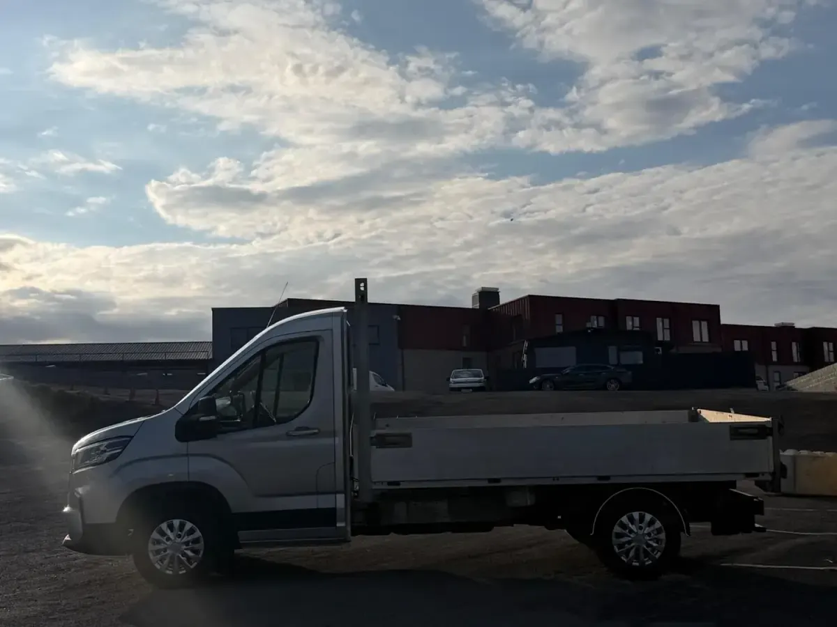Used Maxus V90 2024 Silver Van