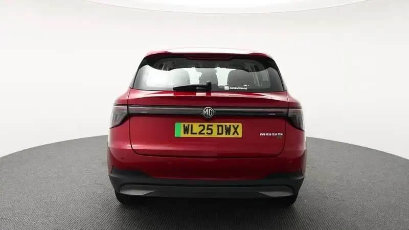 Used MG MG5 EV SE 114 kW (156 HP) 2025 Red Estate