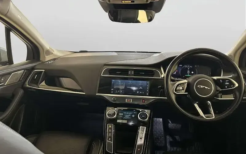 Usado Jaguar I-Pace SE 294 kW (400 CV) 2021 Gris SUV