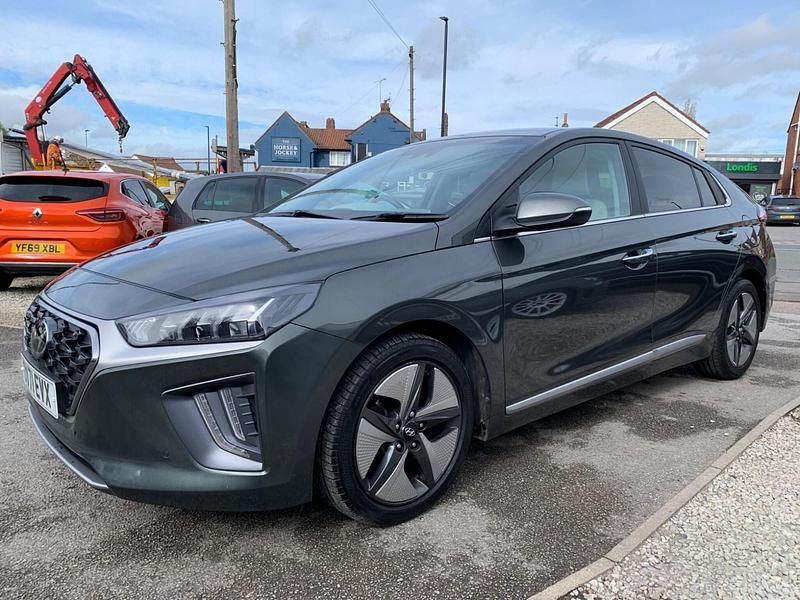 Used Hyundai Ioniq Premium SE 141 HP (103 kW) 2021 Grey Hatchback