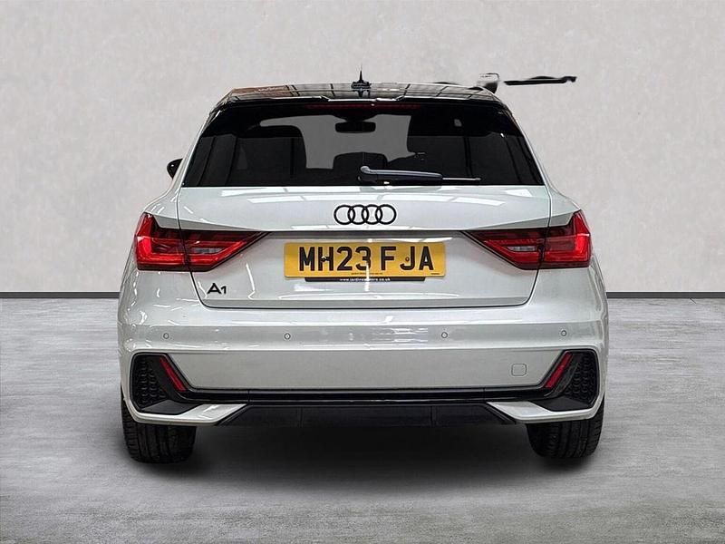 Used Audi A1 Sportback Black Edition 95 HP (69 kW) 2023 Silver Hatchback